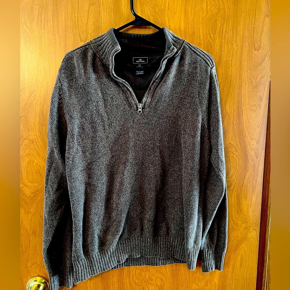 Mens Docker’s quarter zip sweater